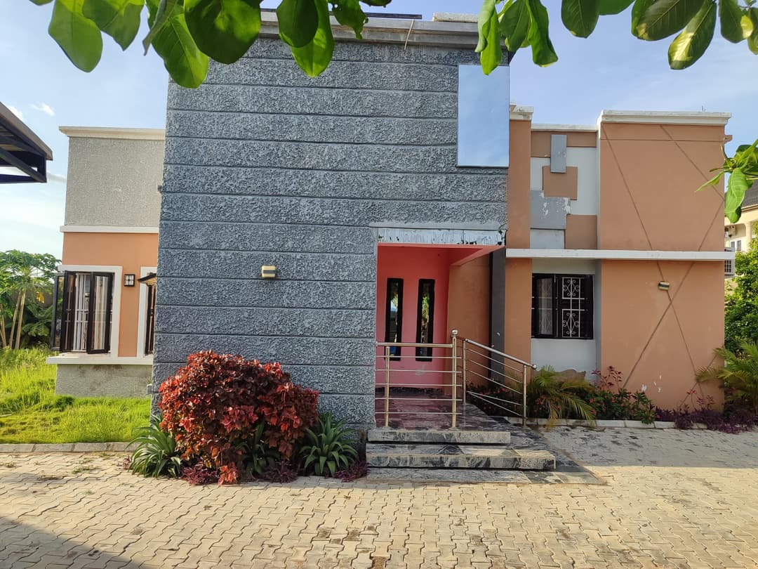 3 Bedroom In Baraks Road
